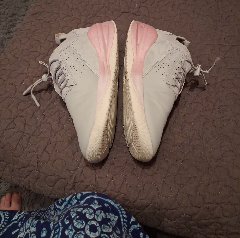 Cloves Nurses Shoes Preowned Sz 8.5 View 2